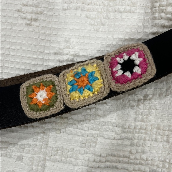 Patricia Nash Multicolor Granny Square Crochet Crossbody/Guitar Strap main image 9